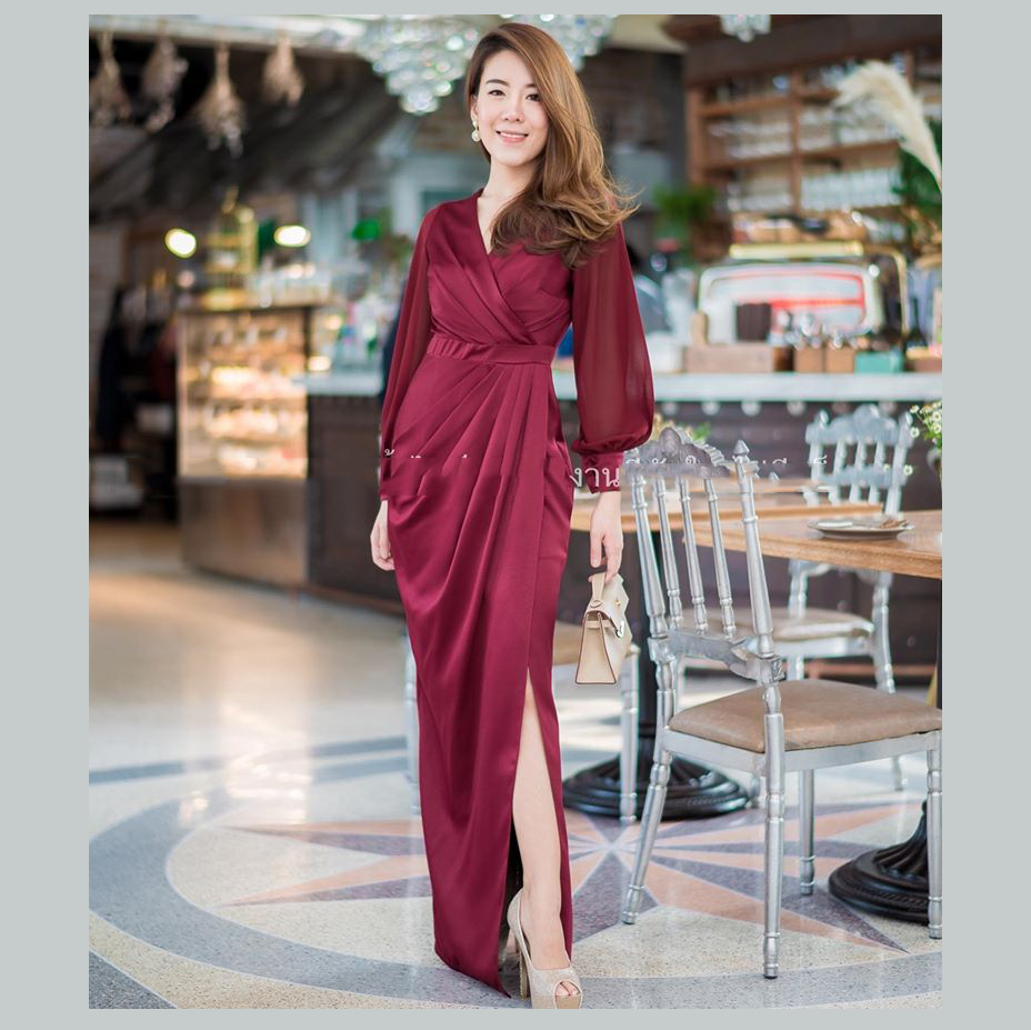 ชุดไปงานแต่งงานสีแดง เดรสยาวแขนยาวแบบสวย เรียบหรูดูแพง ชุดราตรี ชุดไปงานแต่งงาน ชุดออกงาน