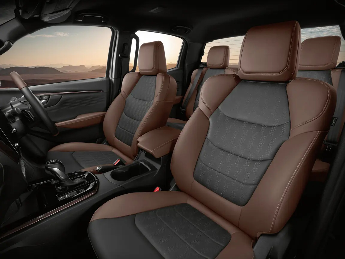 usp-interior-v-cross-mobile-3 copy