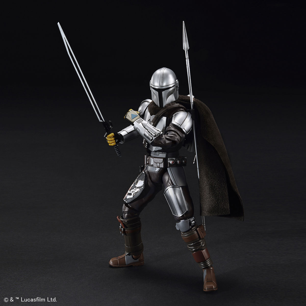 BANDAI STAR WARS 1/12 THE MANDALORIAN BESKAR ARMOR SILVER COATING สตาร์ วอร์ พลาสติก โมเดล VCA GUNDAM