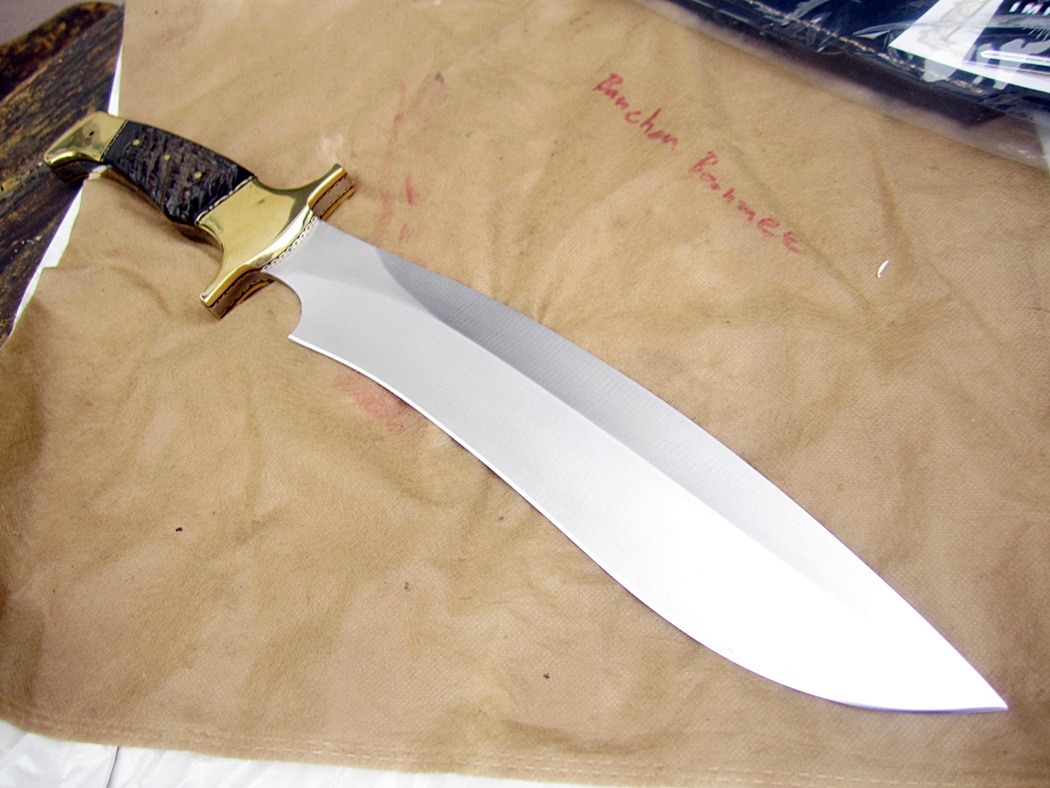 มีดเดินป่า IMPACT CUTLERY RARE CUSTOM MASSIVE SASQUATCH BOWIE KNIFE FULL TANG RAM HORN UK