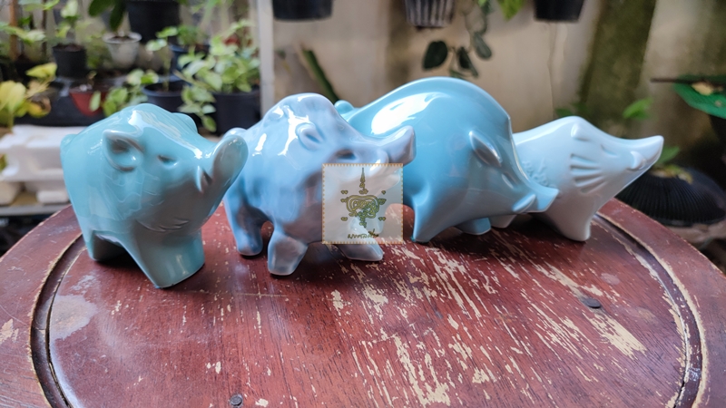 หมูเซรามิก รวม 3 ตัว