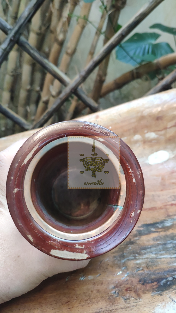 แจกันไม้ ใส้ในโลหะ