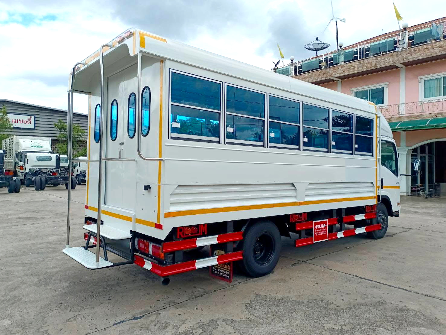 ISUZU NPR Euro 5 Max (ช่วงยาว 4.9 เมตร) หัวแชสซี (Chassis)