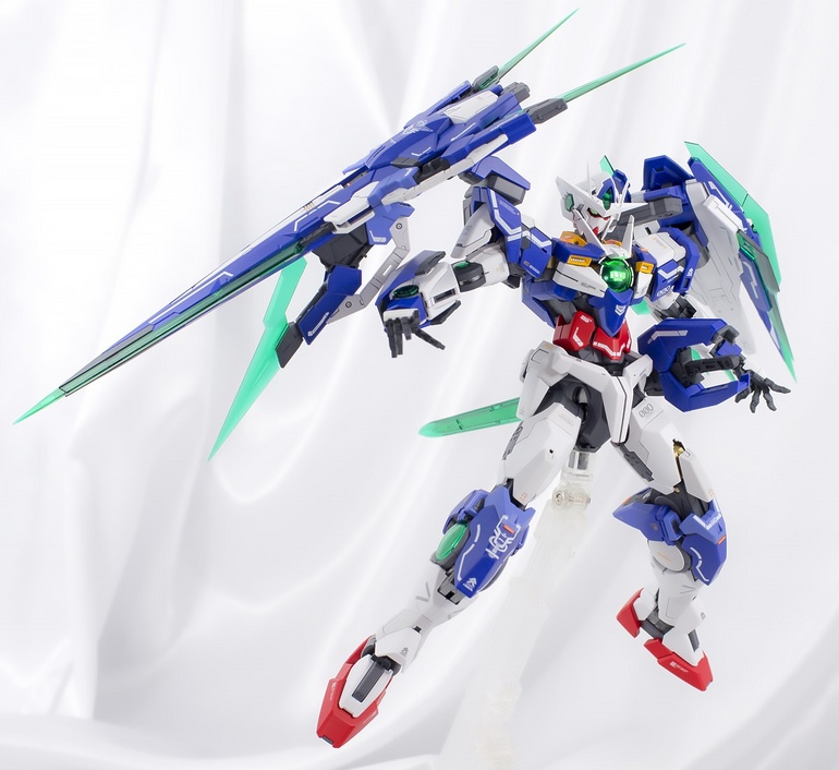 Painted Build : MG 00 QAN[T] FULL SABER by Adamantium
