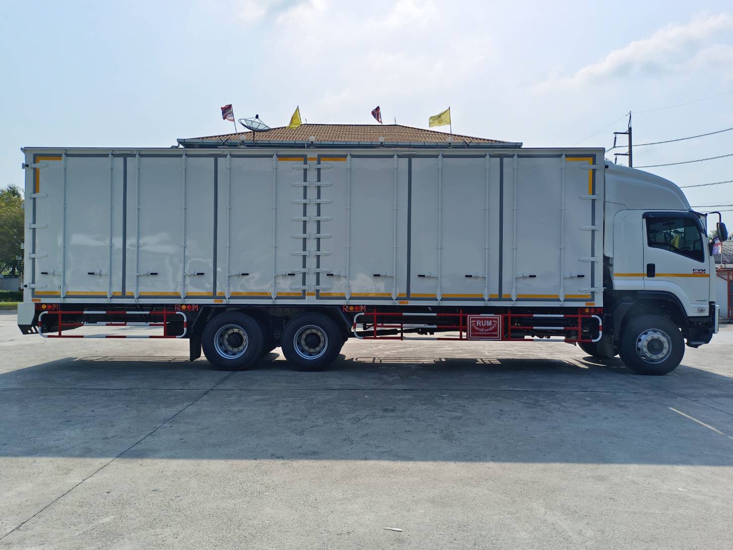 ISUZU FVM Euro 5 Max (ช่วงยาว 9.9 เมตร) หัวแชสซี (Chassis)