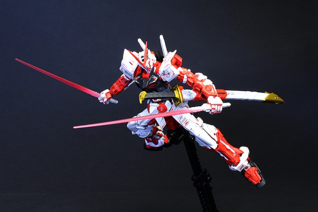 RG 1/144 Gundam Astray Red Frame