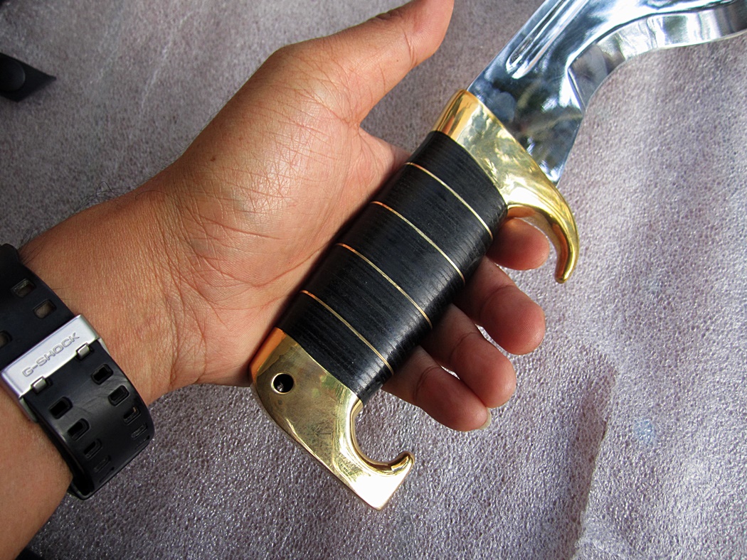 มีด RUSSIAN (R8)