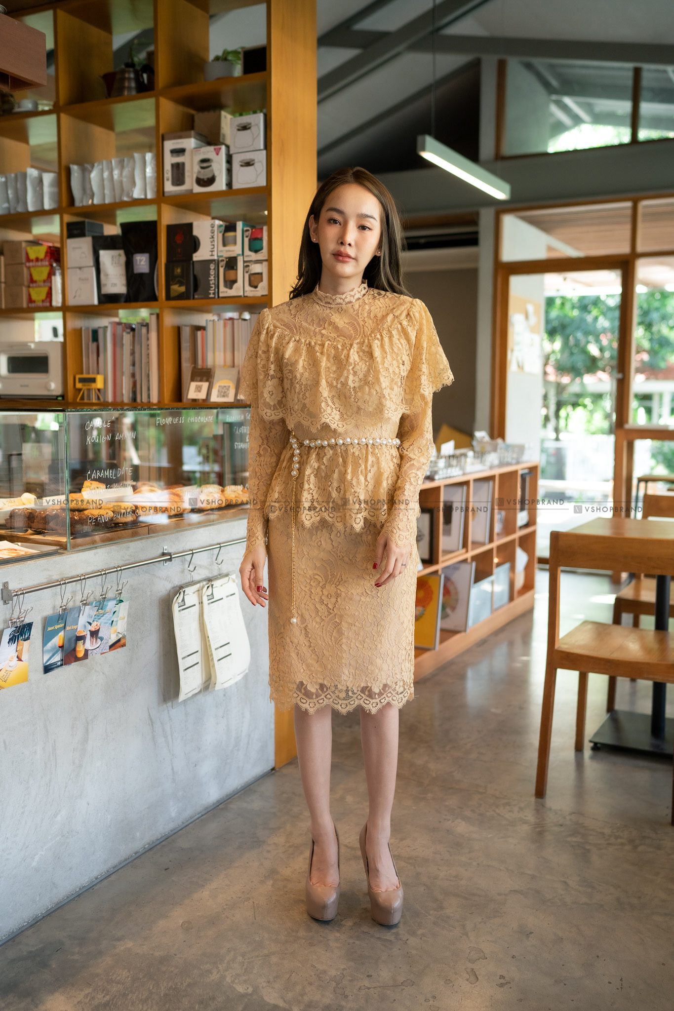 ชุดลูกไม้สีทอง ชุดลูกไม้2ชิ้น เสื้อลูกไม้+กระโปรงลูกไม้ ชุดออกงานผู้ใหญ่ ชุดคุณแม่ ชุดลูกไม้ใส่ไปวัด