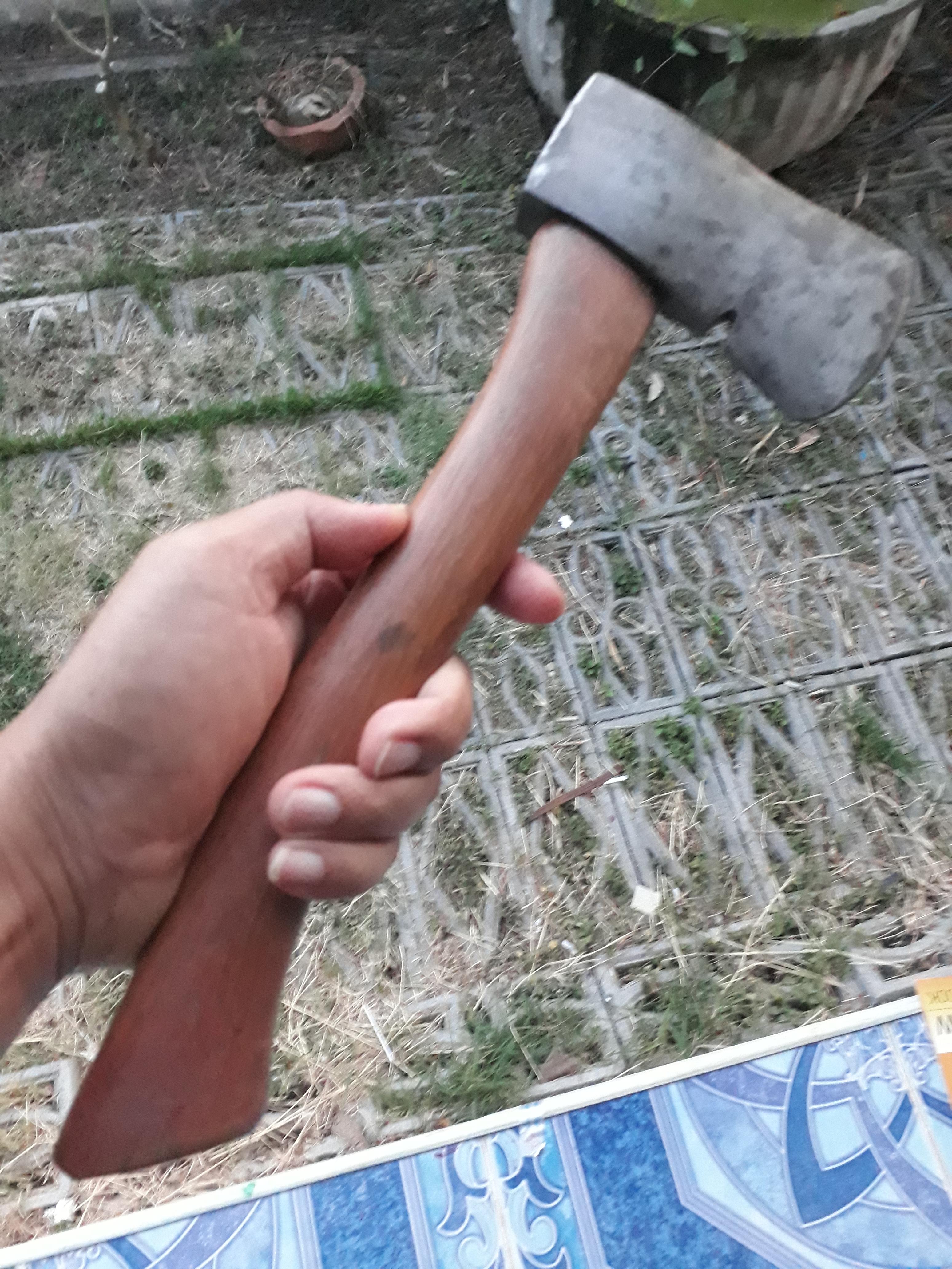 ขวาน PLUMB รุ่นเก่า