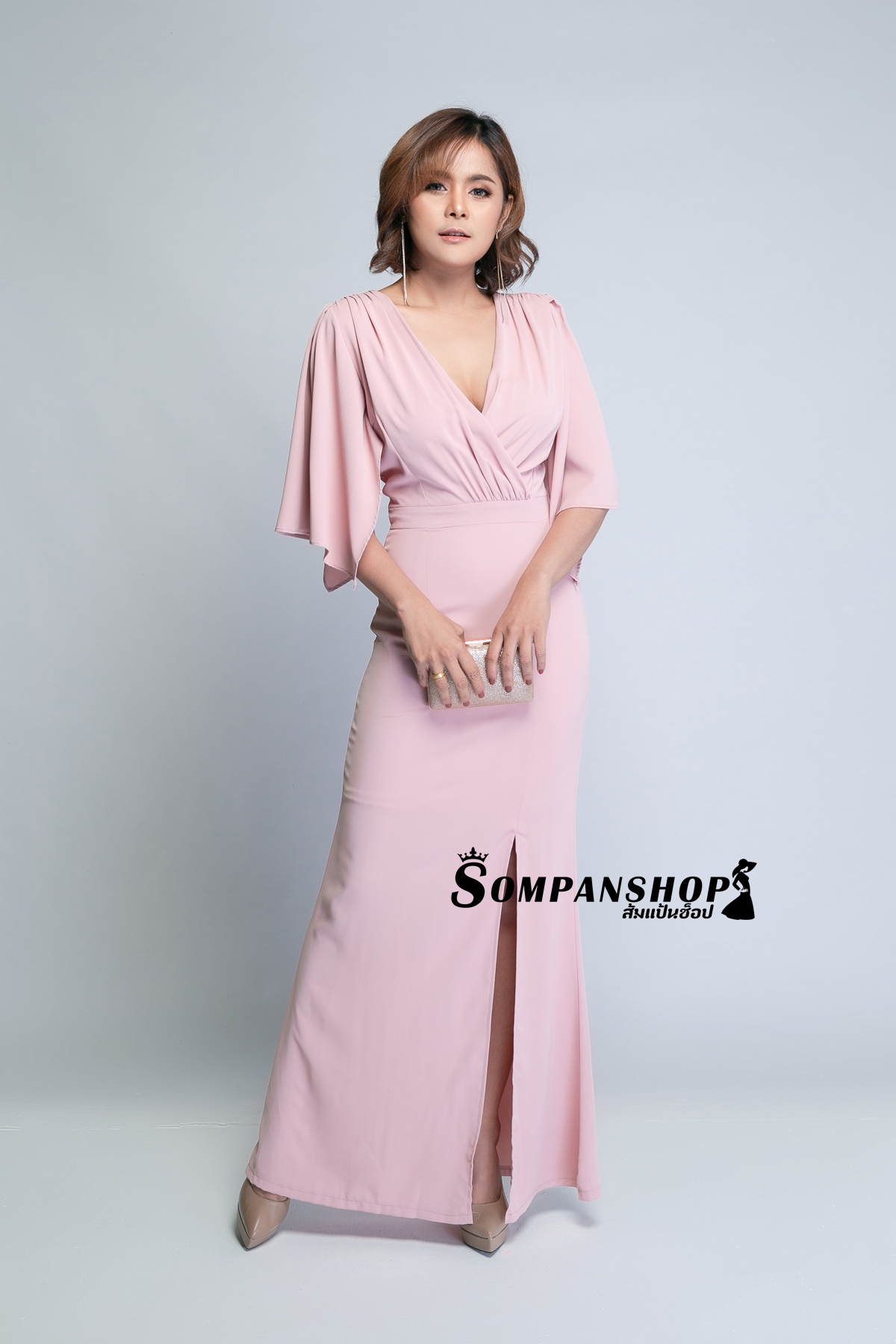 ชุดออกงานราตรียาวสีชมพู แขนสั้นระบายปีกค้างคาว กระโปรงยาวผ่าหน้า เรียบหรูดูแพง สวยสง่า ใส่ออกงาน ไปงานราตรี ไปงานแต่งงาน