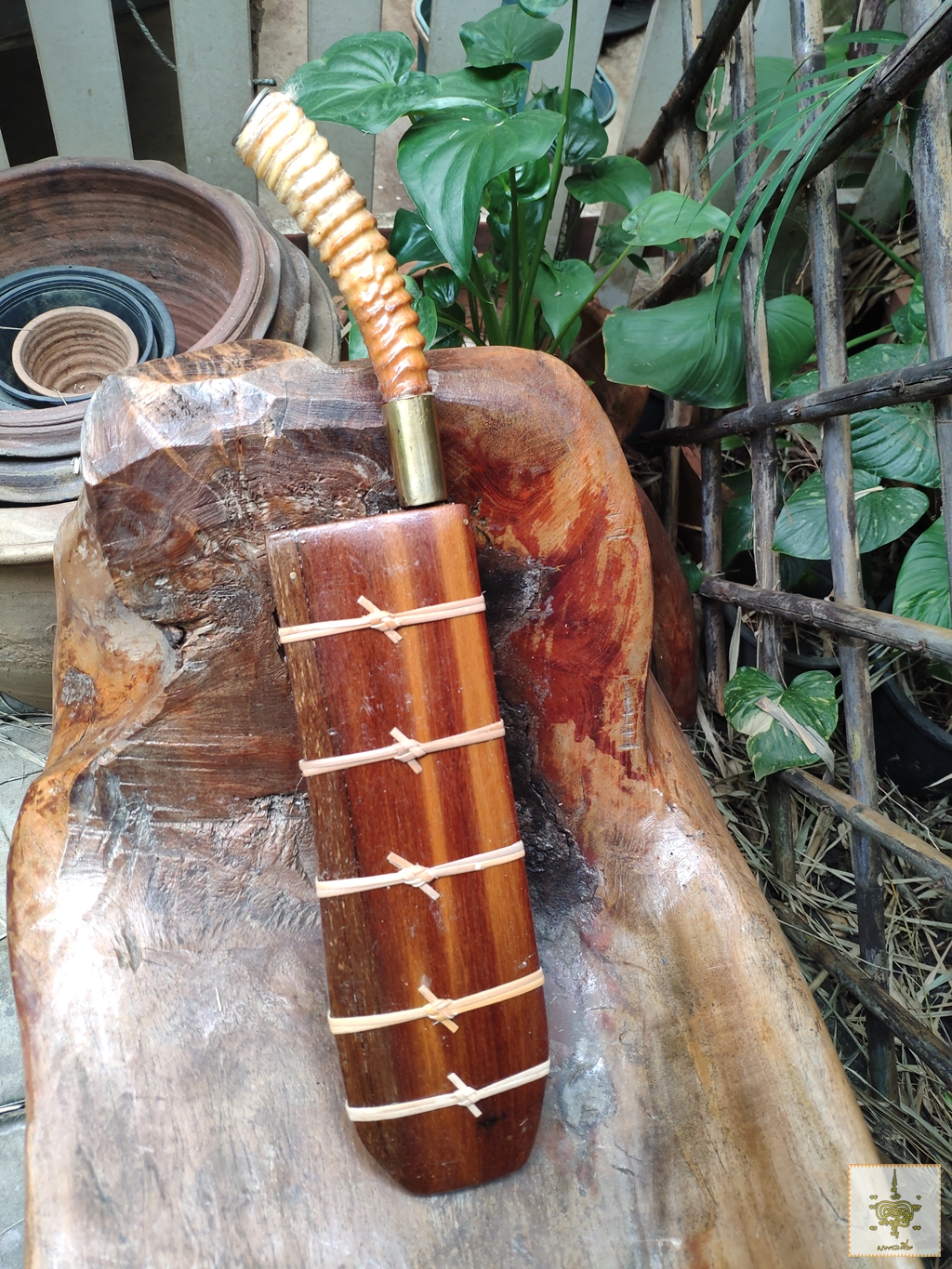 มีดเหน็บ ด้ามเขากาเซล