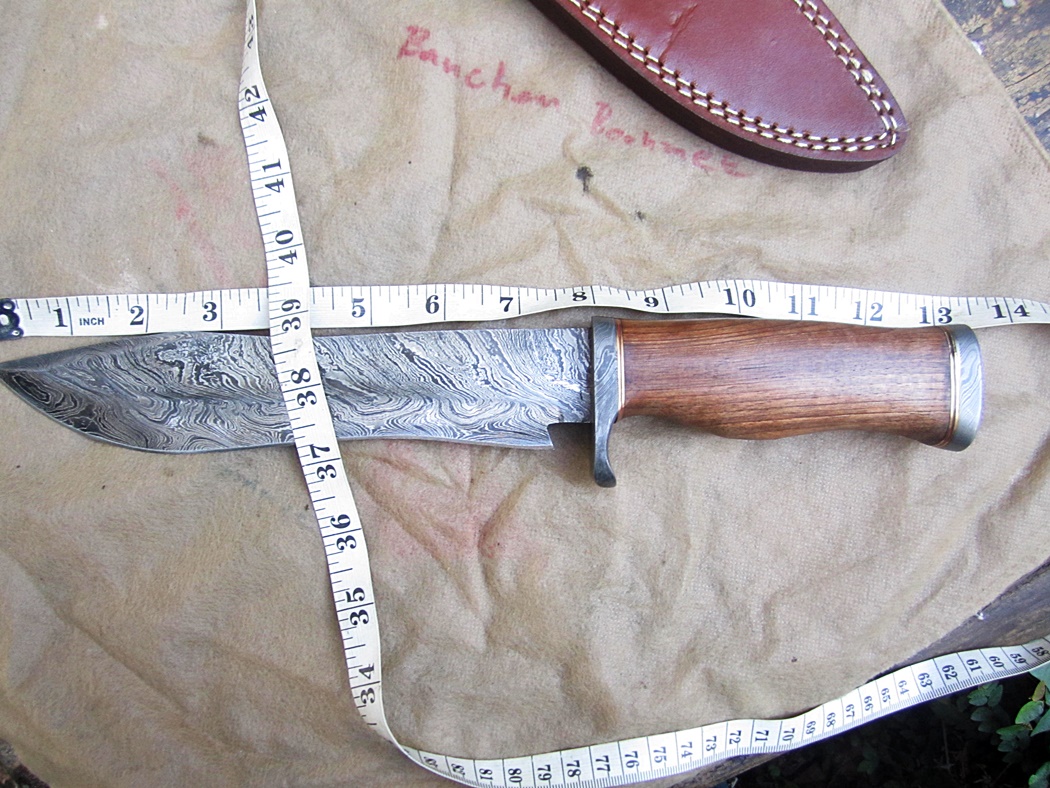 เหล็กลายของแท้Damascus steel custom handmade hunting bowie knife 13"