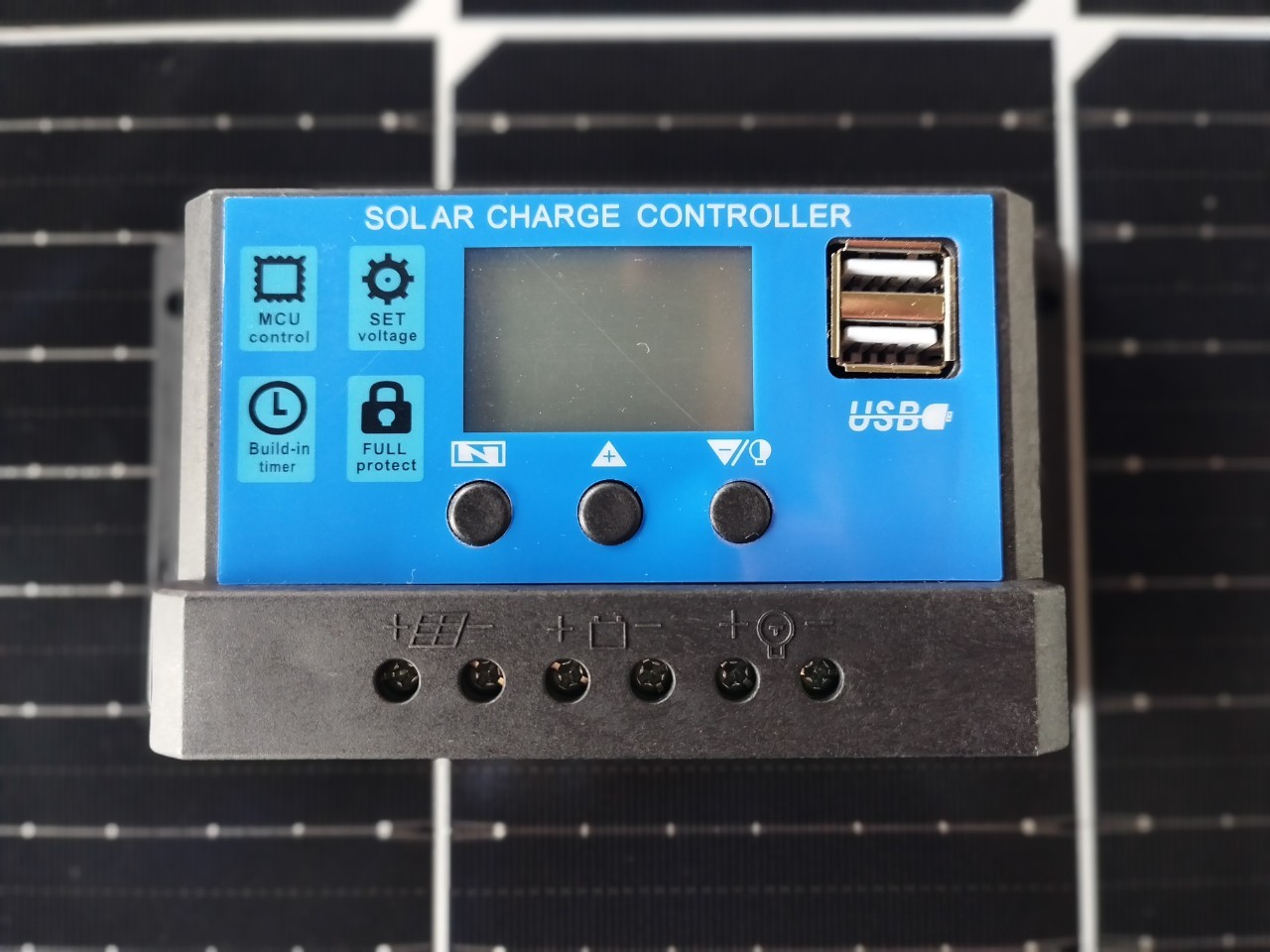 ชาร์จเจอร์ 30A12/24V