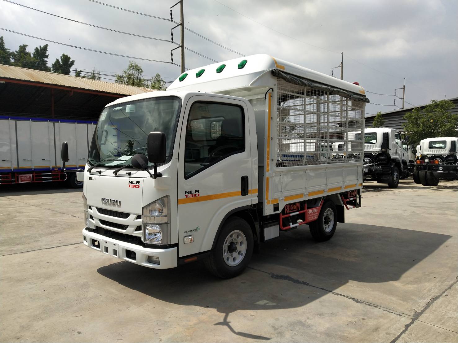 ISUZU NLR Euro 5 Max (ช่วงยาว 3 เมตร) หัวแชสซี (Chassis)