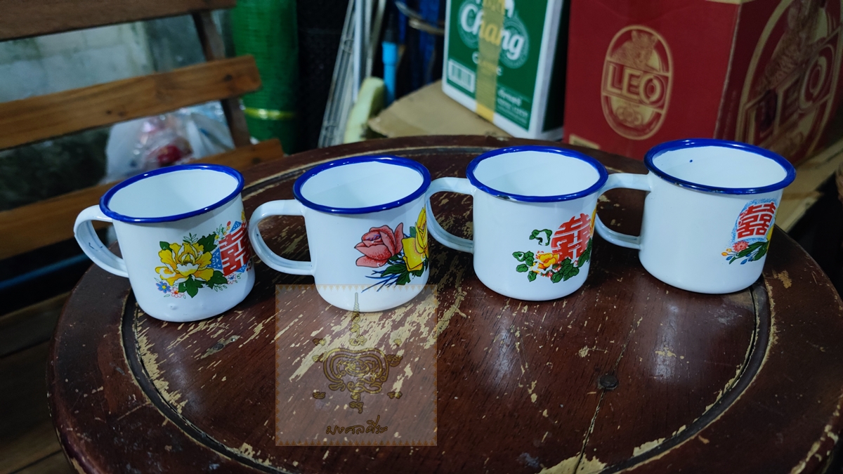 แก้วกาแฟสังกะสีเคลือบ ชุด 4 ใบแก้วกาแฟสังกะสีเคลือบ ชุด 4 ใบ