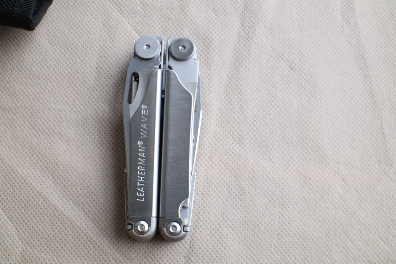 คีมLEATHERMAN WAVE Multi-Tool, (มือ 2 สภาพดี)