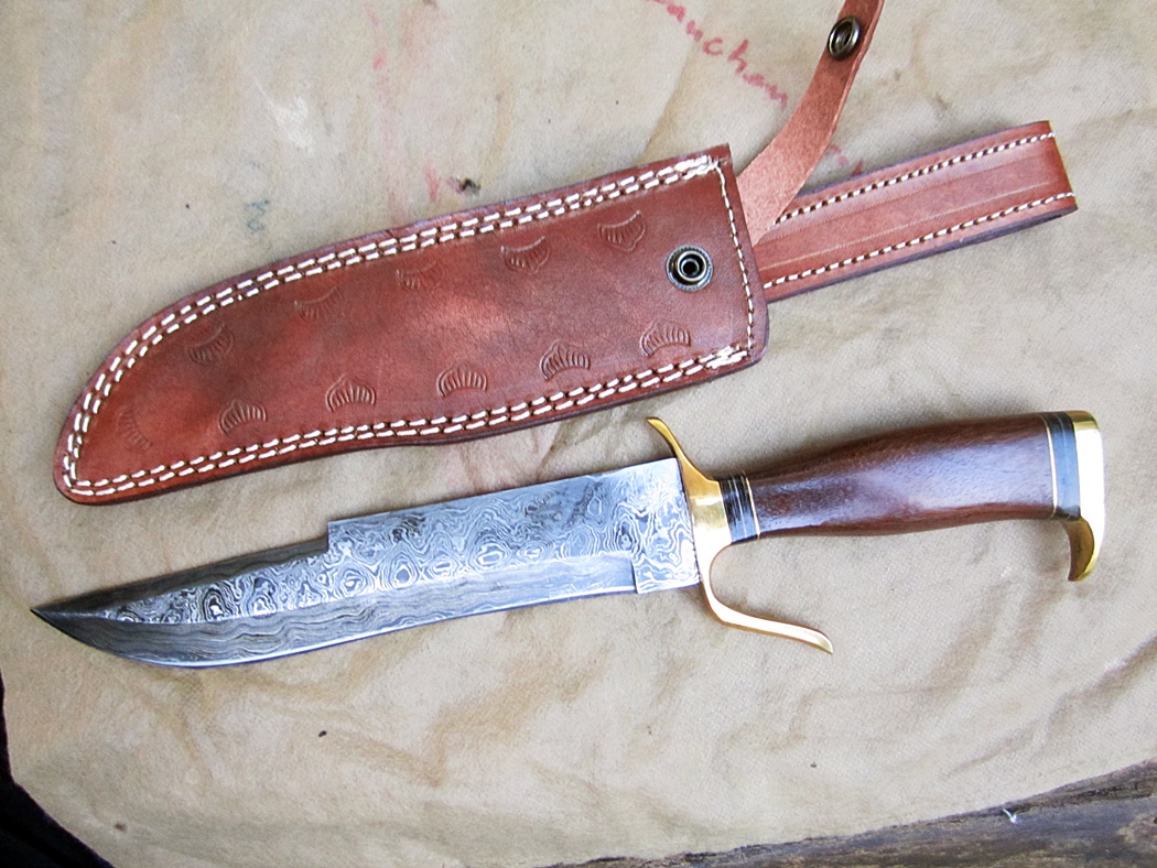 มีดเหล็กหลายDamascus steel custom handmade hunting Bowie knife 13"