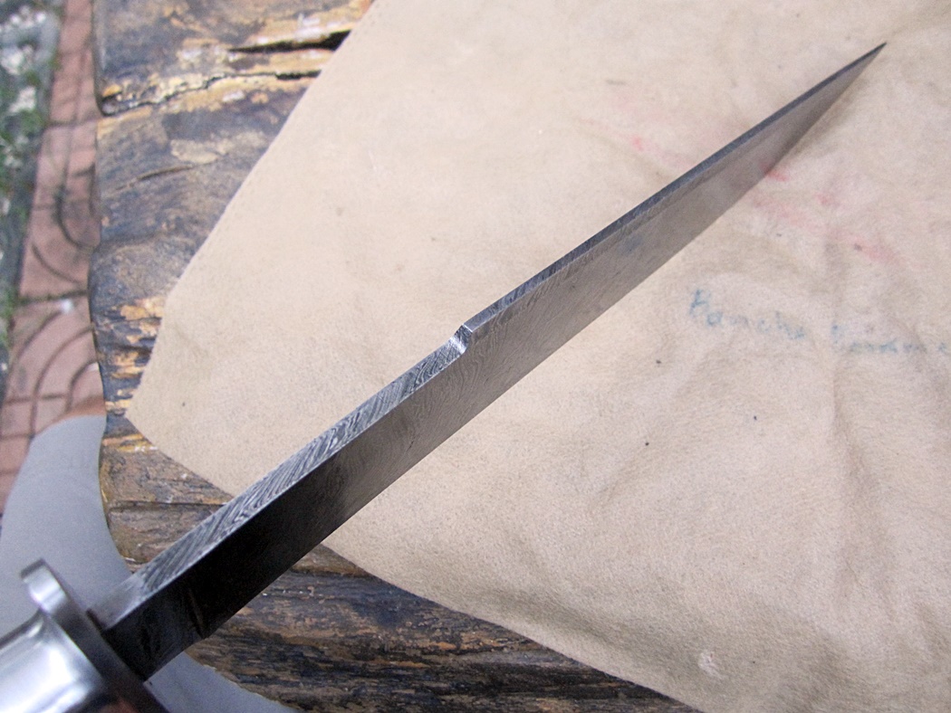 มีดเดินป่าJohn Smith's Custom Handmade Damascus Steel Bowie Knife Hunting Camping Tactical จากประเทศ UK. (C5)