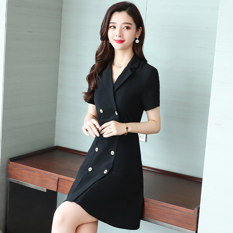 ชุดเดรสสั้นสีดำ แขนสั้น คอปก เรียบร้อย สวย สุภาพ แล้วดูดี