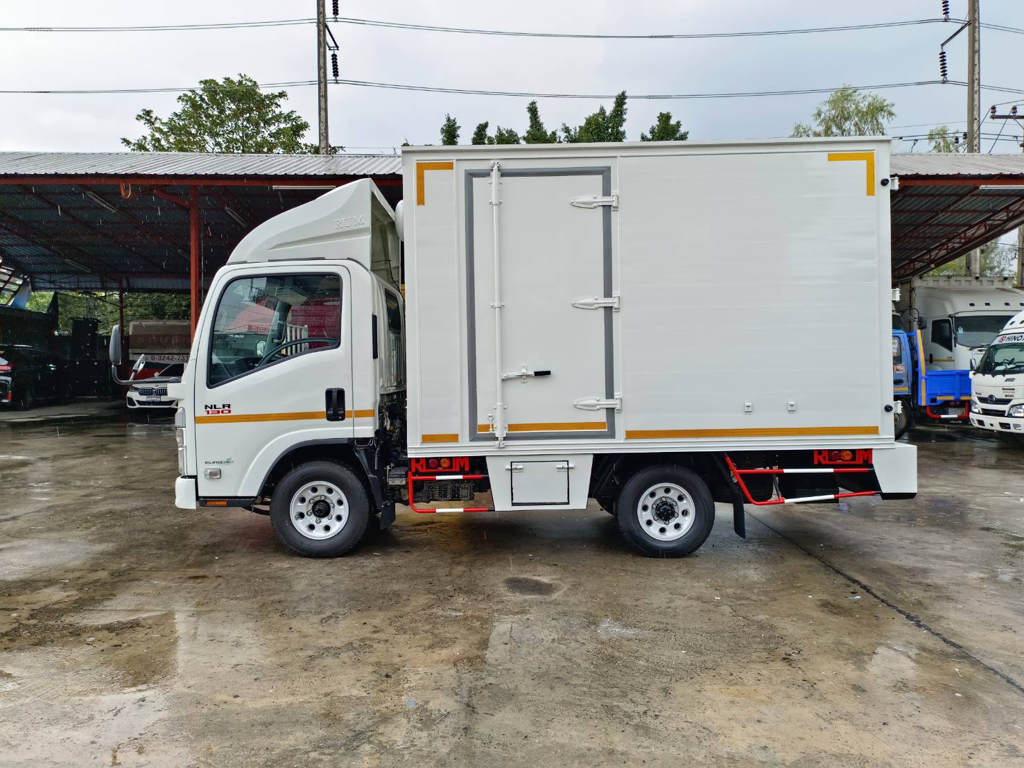 ISUZU NLR Euro 5 Max (ช่วงยาว 3 เมตร) หัวแชสซี (Chassis)