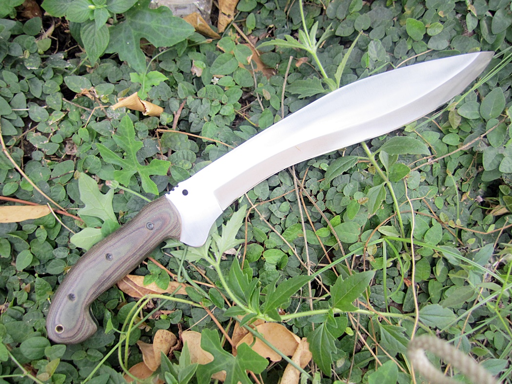 มีดเหล็ก D2 CFK USA iPak Custom Handmade D2 Tool Guerilla Warfare Ghurka Kukri Machete Knife