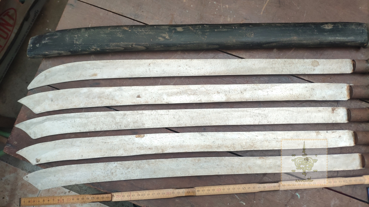 ดาบแสดง