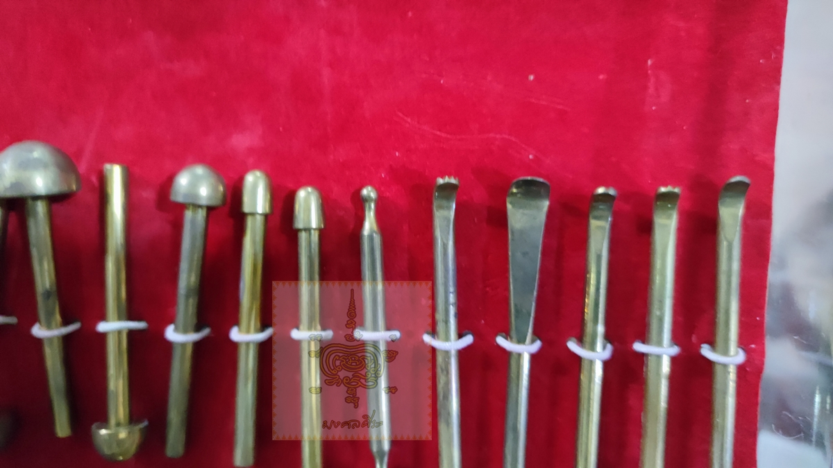 เครื่องรีดกลีบดอกไม้ ทองเหลือง