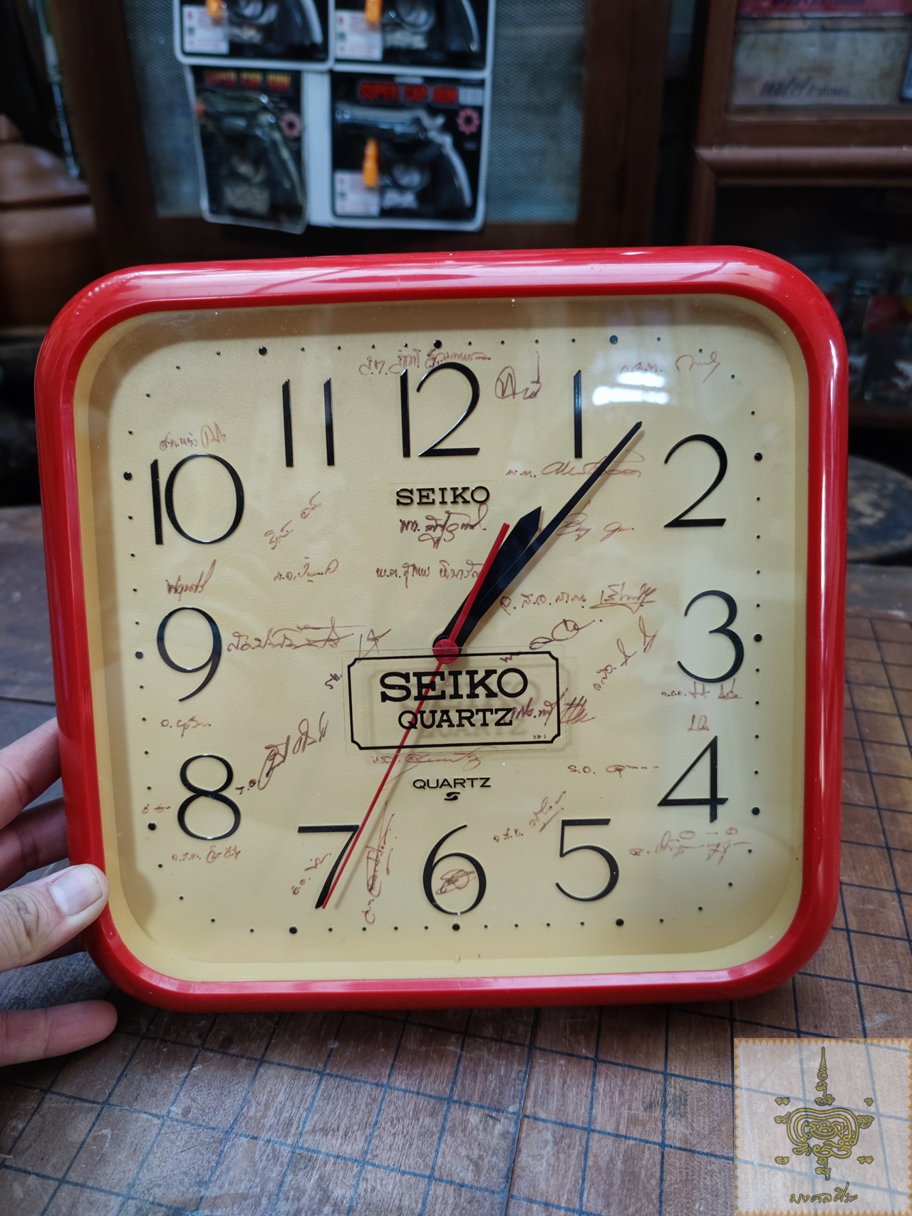 นาฬิกาแขวนผนัง SEIKO
