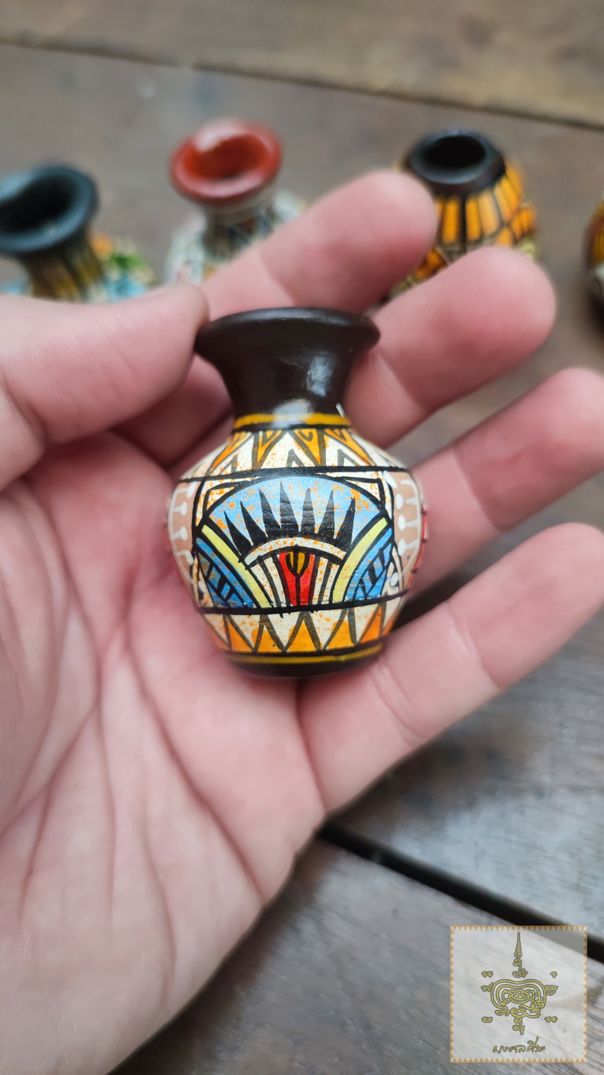 แจกันดินเผา เขียนสี ขนาดจิ๋ว