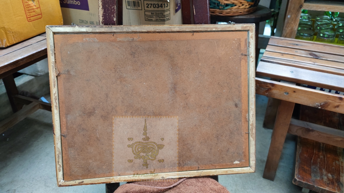 โปสเตอร์ในหลวงรัชการที่ 9 พระราชินี และพระบรมวงศานุวงศ์ งานเก่า