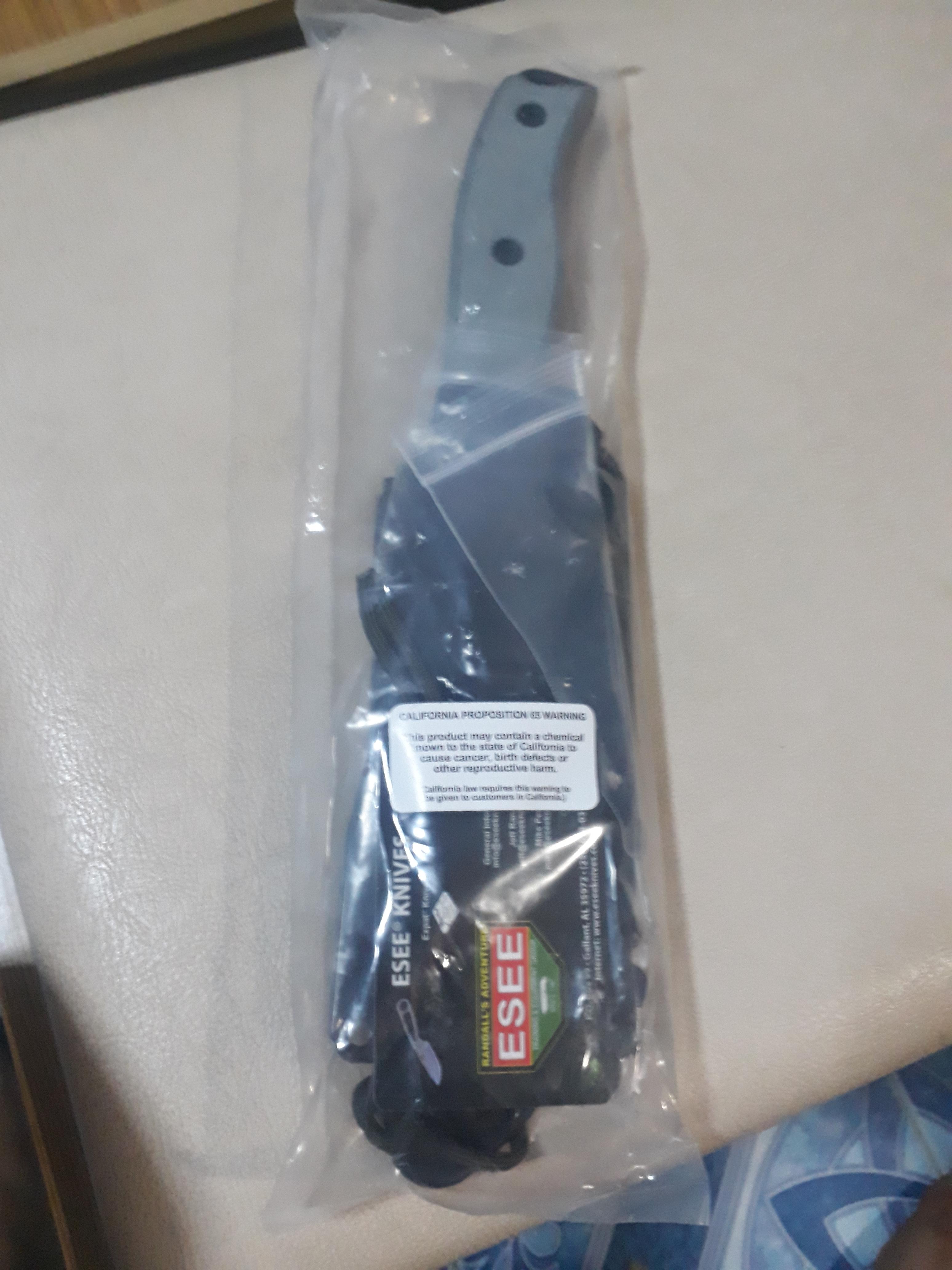 มีดESEE 6P-B Black