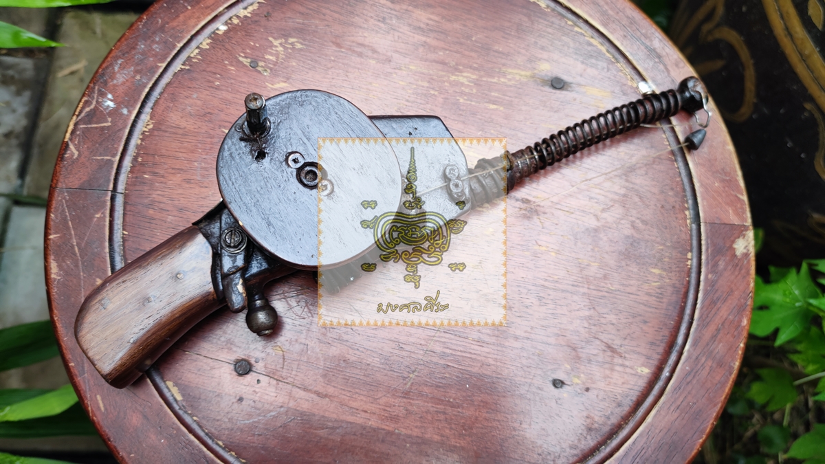 เบ็ด งานไม้ทำมือ