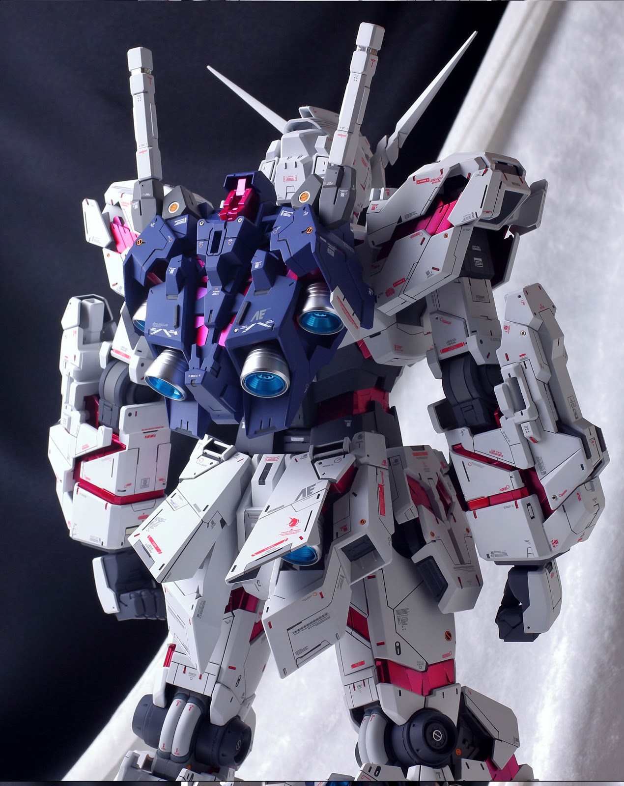 Painted Build : MEGASIZE 1/48 UNICORN GUNDAM by bambini313