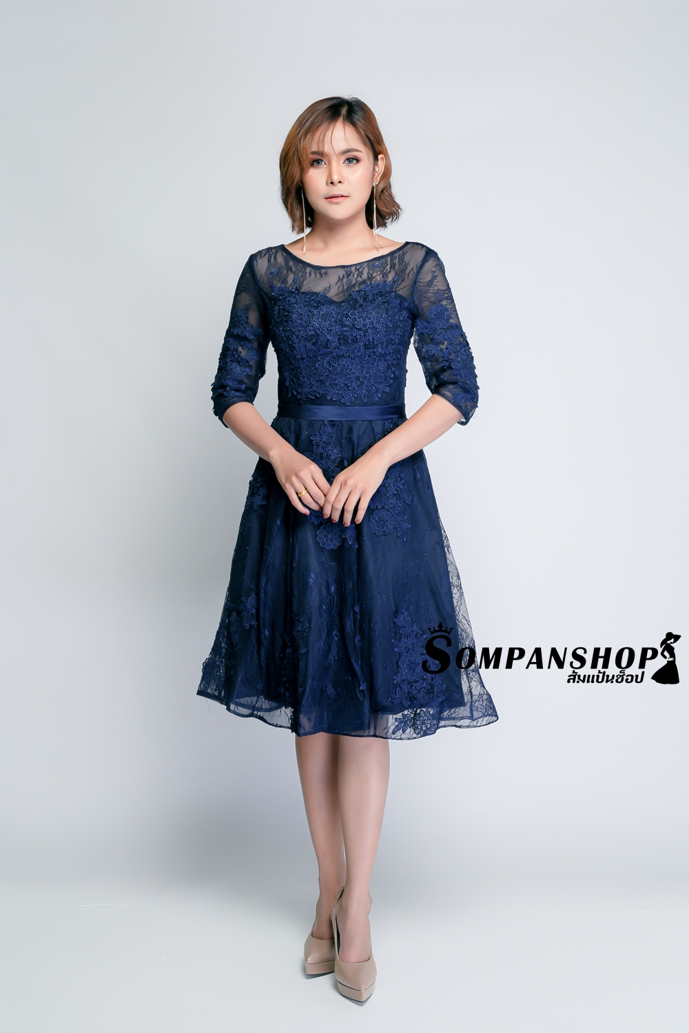 ชุดเดรสออกงานราตรีสั้นสีน้ำเงินกรมท่า ผ้าลูกไม้