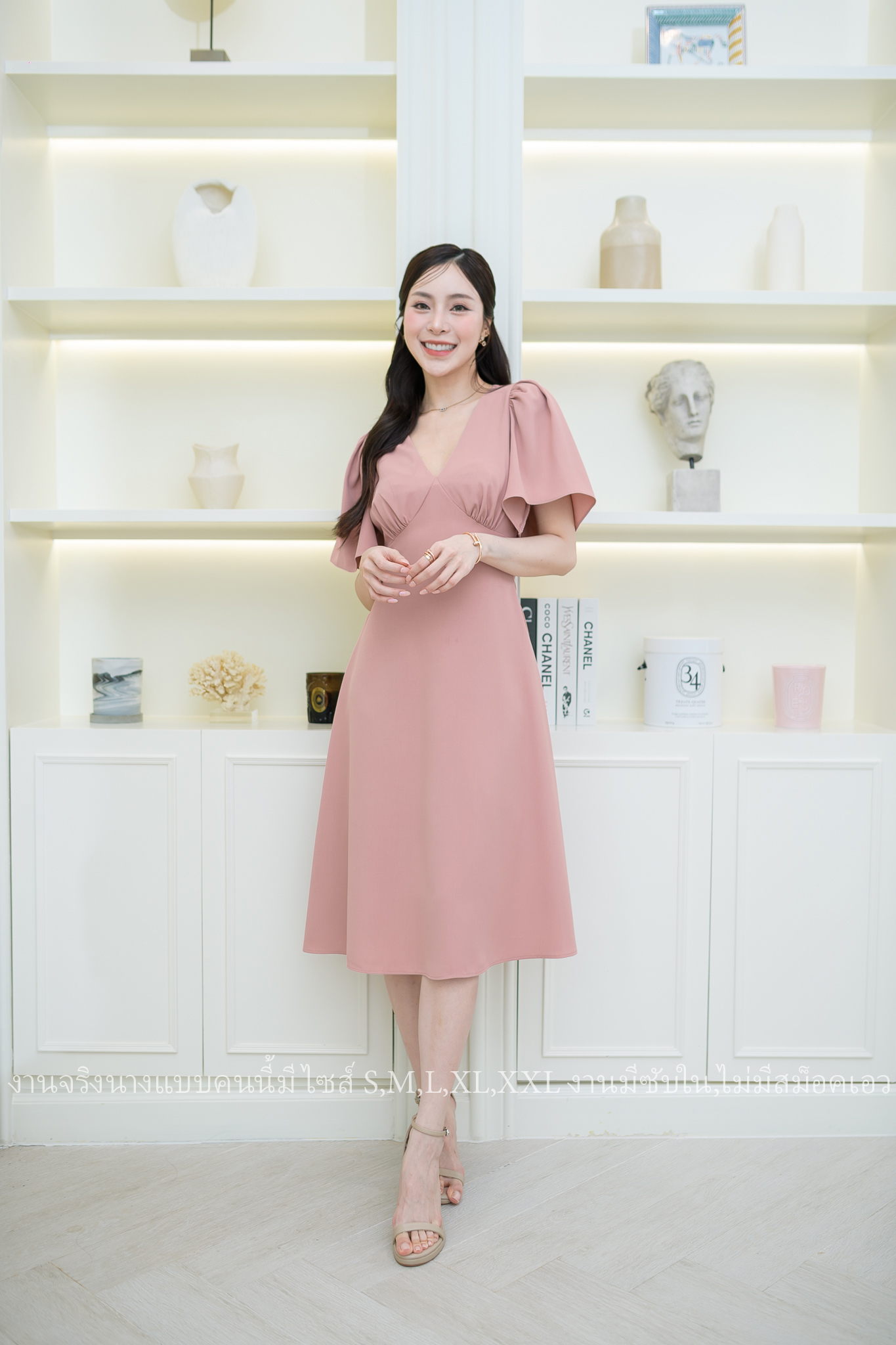 ชุดราตรี ชุดออกงาน ชุดไปงานแต่งงาน เดรสสั้นแขนระบาย กระโปรงคลุมเข่า แนวเรียบหรู สวยดูดี ใส่ได้ทั้งงานกลางวัน/งานกลางคืน : สี ขาว/ฟ้า/ชมพู