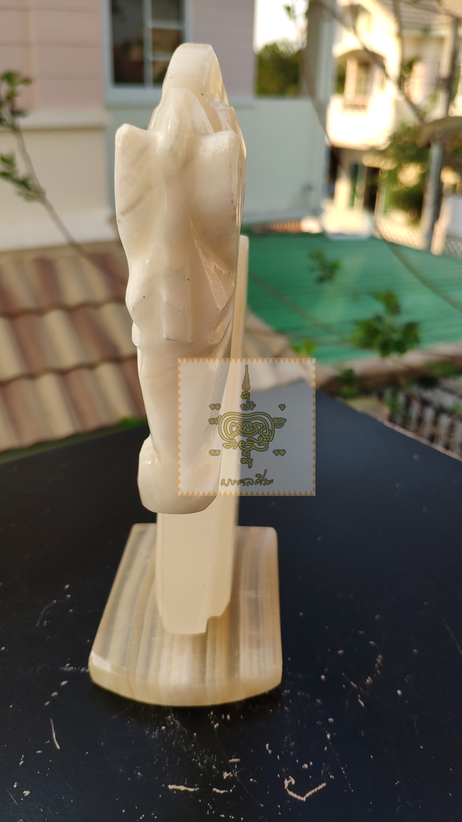 ม้าแกะจากหินอ่อน งาน MEXICO