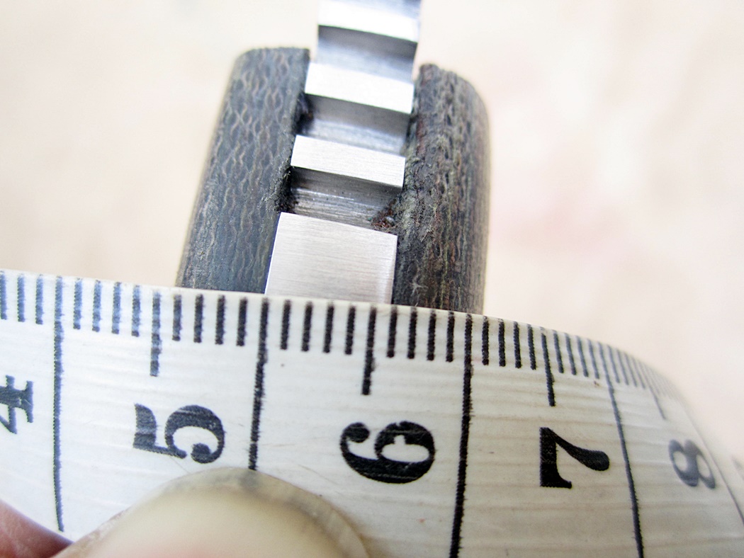 มีดเหล็ก D2 CFK USA iPak Custom Handmade D2 Tool Guerilla Warfare Ghurka Kukri Machete Knife