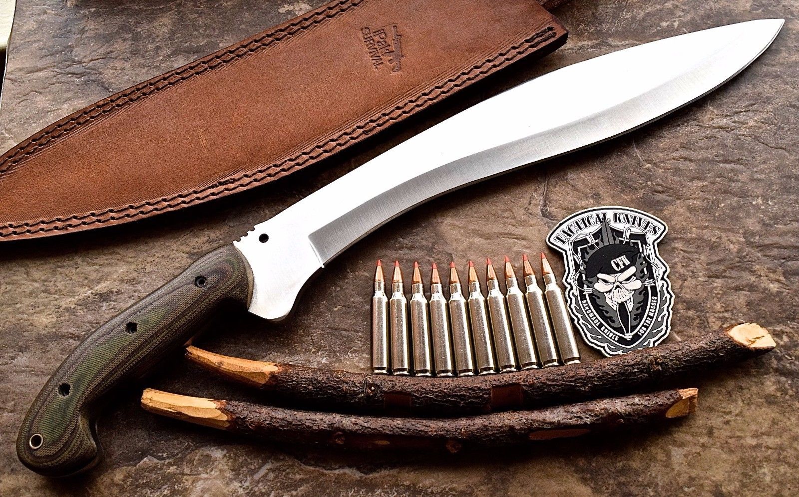 มีดเหล็ก D2 CFK USA iPak Custom Handmade D2 Tool Guerilla Warfare Ghurka Kukri Machete Knife