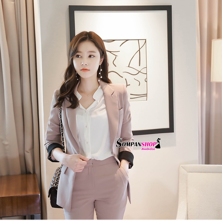 ชุดสูทผู้หญิงสีชมพู เซ็ท2ชิ้น เสื้อสูท+กางเกงขายาวทรงกระบอกเล็ก