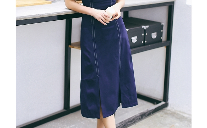 ชุดเดรสสั้นสีน้ำเงิน เปิดไหล่ เข้ารูป สวยเก๋ น่ารัก แฟชั่นเกาหลีสไตล์วินเทจ
