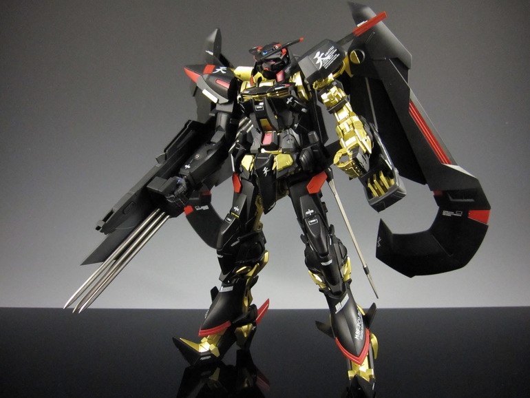 Painted Build : 1/100 GUNDAM ASTRAY GOLD FRAME AMATSU by Albertplan