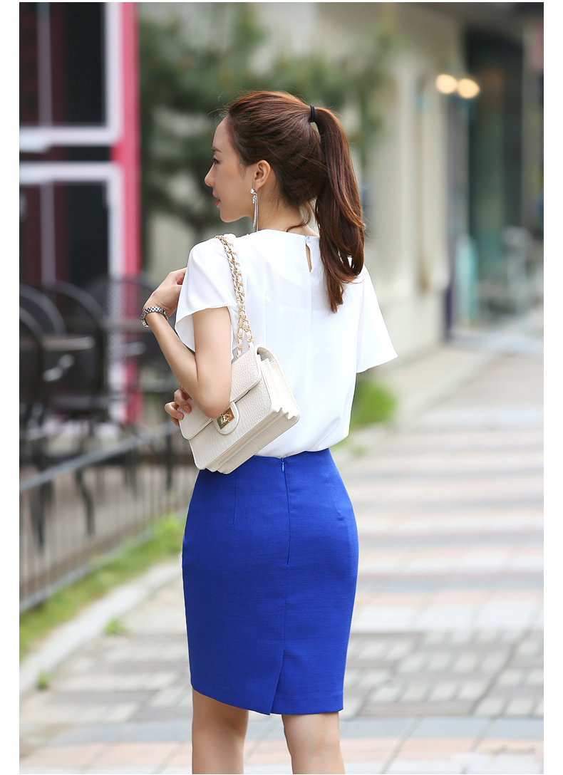 กระโปรงสั้นสีน้ำเงิน ทรงเอเข้ารูป เอวแต่งคริสตรัลสวยๆ