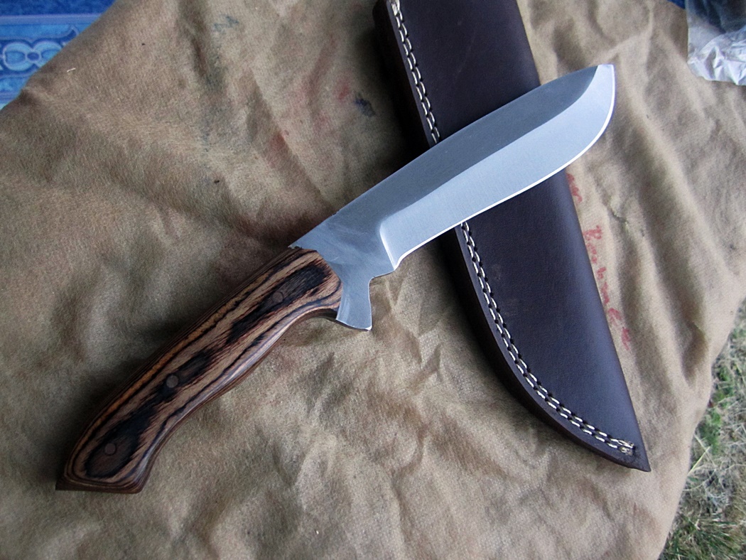 มีดพกสั้น Custom A2 Steel Clip Point Hunting Knife Canvas Micarta Handle AE255