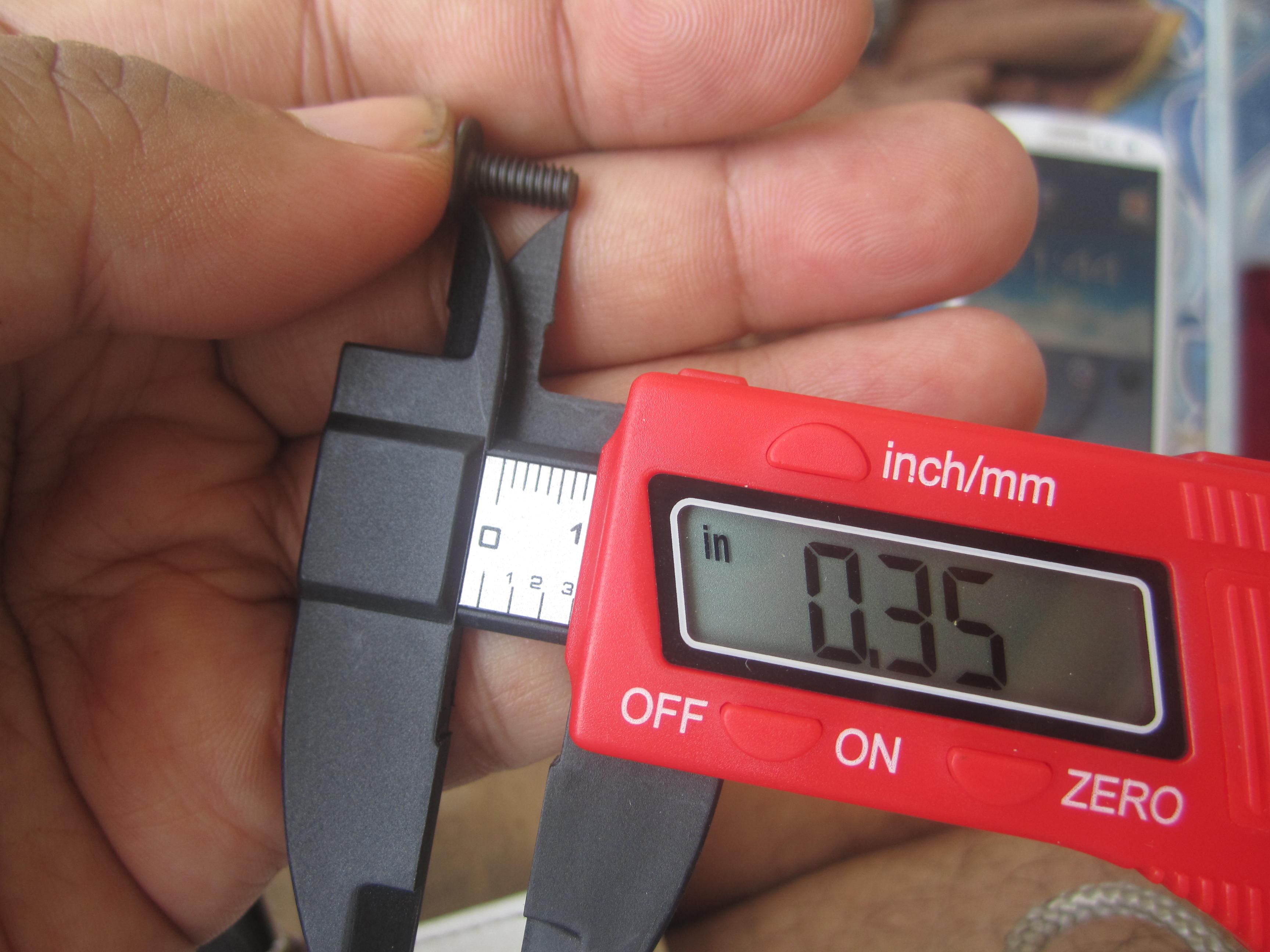 8-32 - PHILLIPS - Truss Head - SS- Black Oxide - (.375 x .375) (10 ตัว)