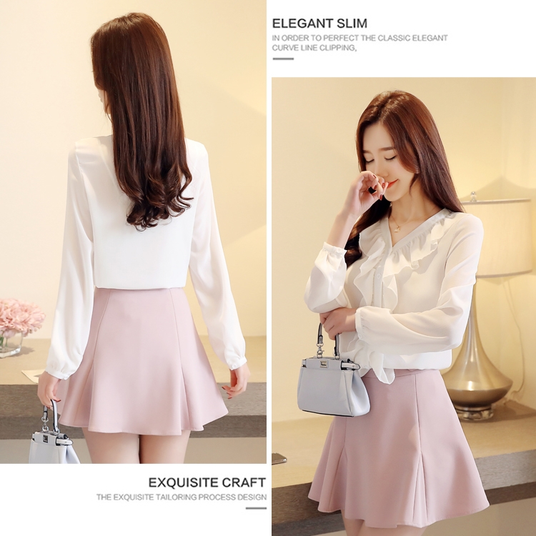 เสื้อเชิ้ตผู้หญิงสีขาว แขนยาว คอวีแต่งระบาย