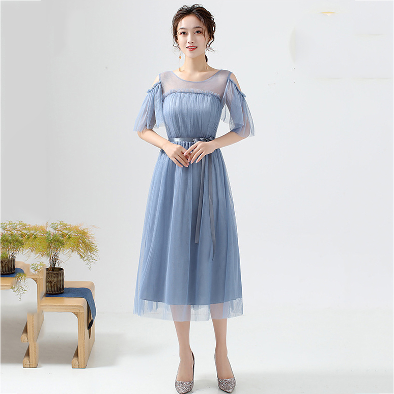 ชุดราตรี ชุดออกงาน ชุดไปงานแต่งงานสีฟ้ามอมเทา แขนระบายเว้าไหล่ กระโปรงยาวทรงบาน ลุคเจ้าหญิง