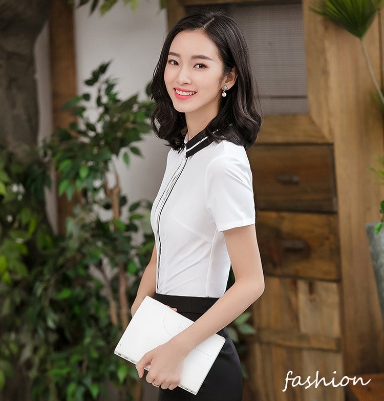 เสื้อเชิ้ตผู้หญิงสีขาว แขนสั้น คอปก กระดุมหน้า ใส่ทำงานดูดี
