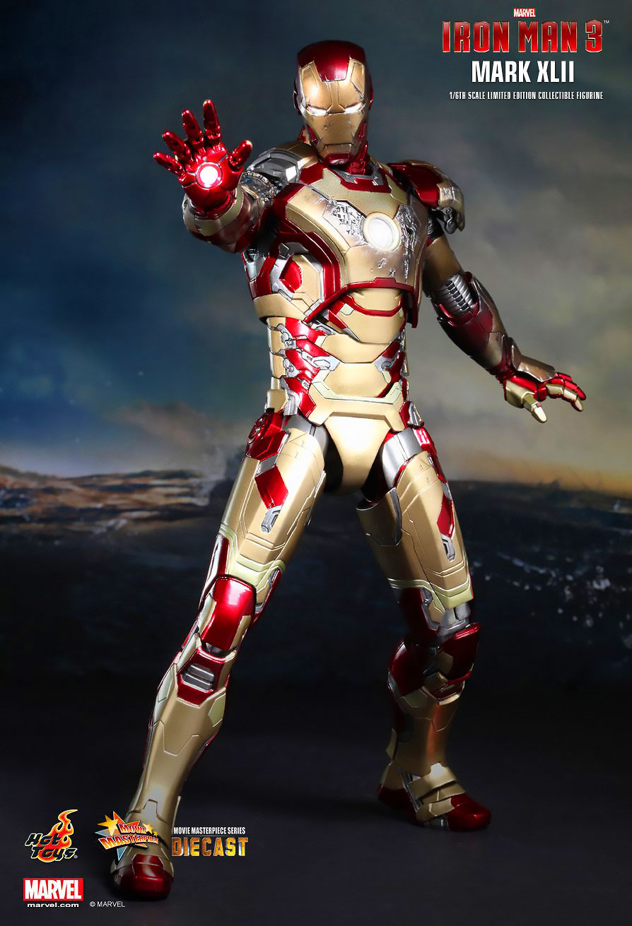HOT TOYS 1/6 IRON MAN MARK XLII (DIECAST) ไอรอนแมน Mark 42