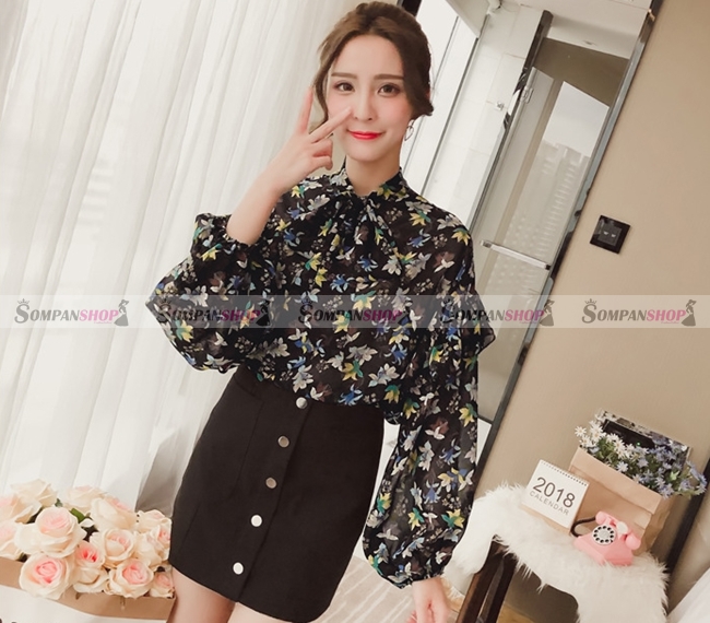 เสื้อเชิ้ตผู้หญิงสีดำ แขนยาว ลายดอกไม้ ผูกโบว์ที่คอเสื้อน่ารัก