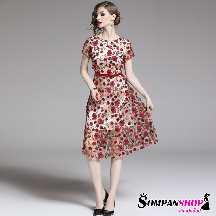 ชุดเดรสลูกไม้สีครีมปักลายดอกไม้โทนสีแดง งานสวย เรียบหรูดูแพง ใส่แล้วสวยดูดี